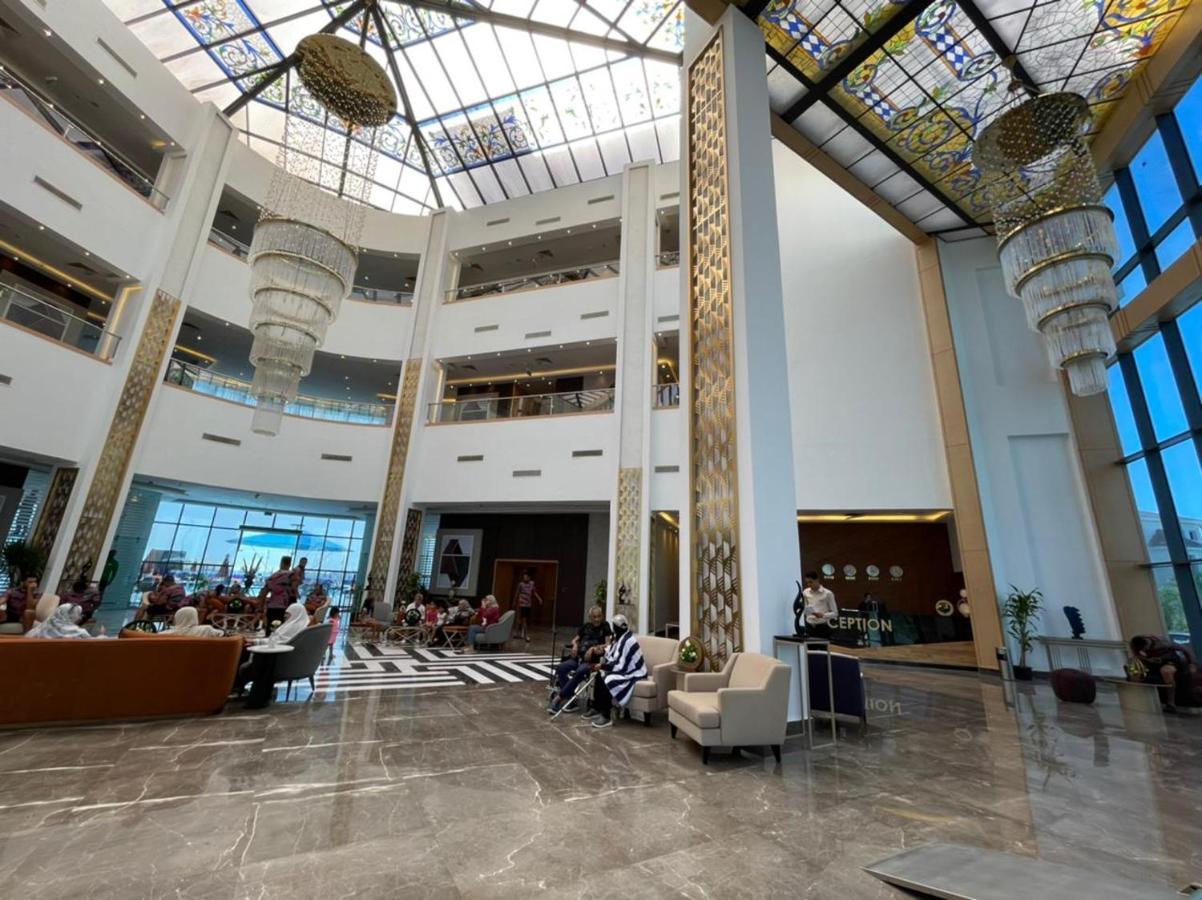 Golden Jewel Ismalia Iszmáilija Kültér fotó